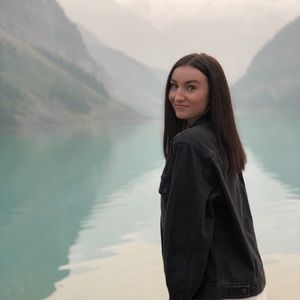 Meet your Posher, Brielle